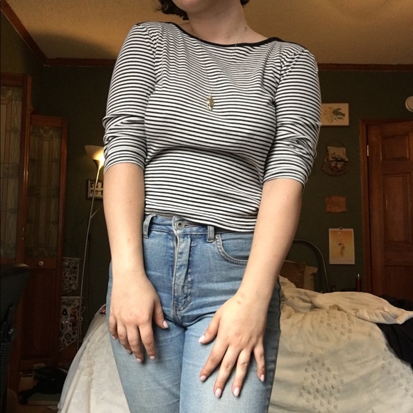 forever 21 half sleeve striped crop - Picture 2 of 2